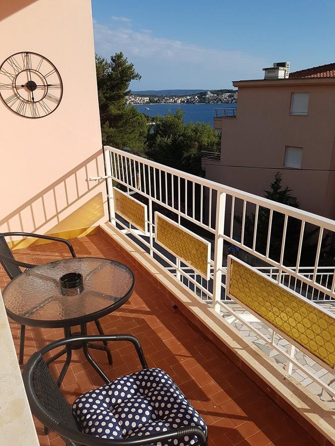 Adriatic Apartments Трогир Экстерьер фото