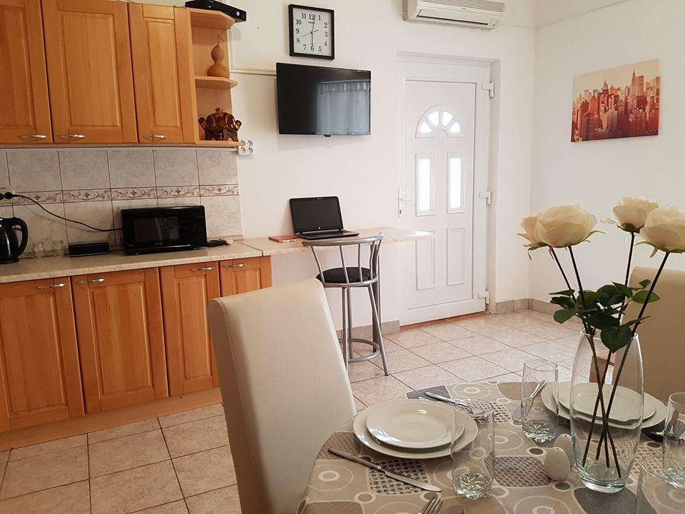 Adriatic Apartments Трогир Экстерьер фото